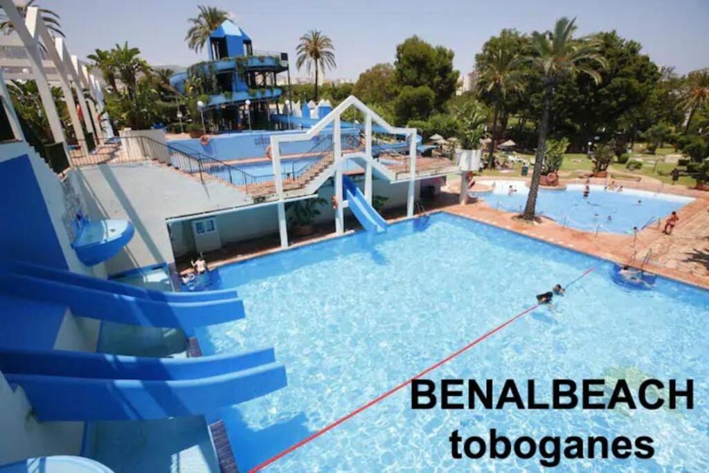 Estudio en Benalbeach, vistas mar, primera línea playa Benalmádena Exterior foto