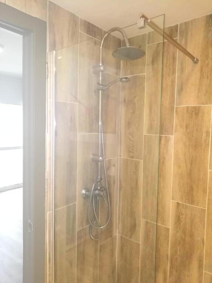 Estudio en Benalbeach, vistas mar, primera línea playa Benalmádena Exterior foto