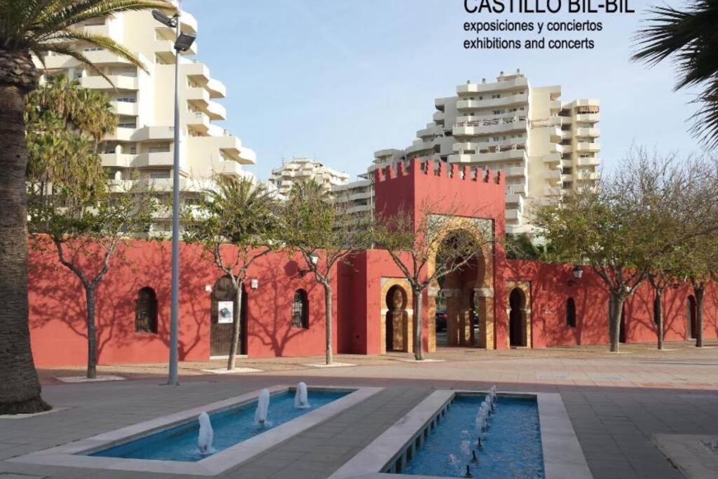 Estudio en Benalbeach, vistas mar, primera línea playa Benalmádena Exterior foto