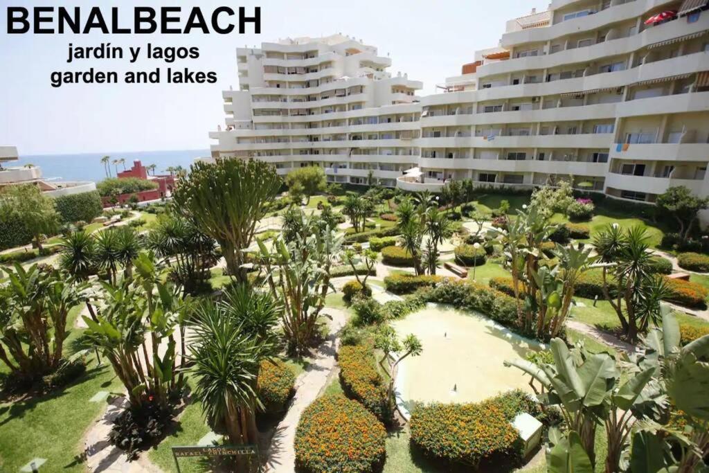 Estudio en Benalbeach, vistas mar, primera línea playa Benalmádena Exterior foto